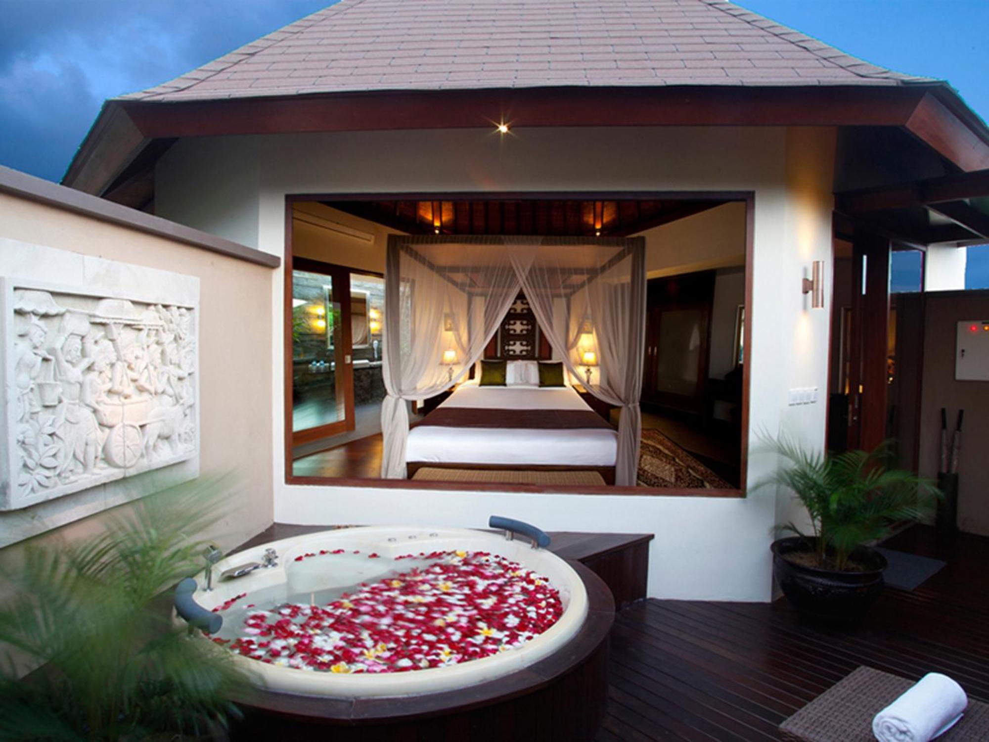 One-Bedroom Suite (No Pool) with Hot Tub,64130746:JPEG