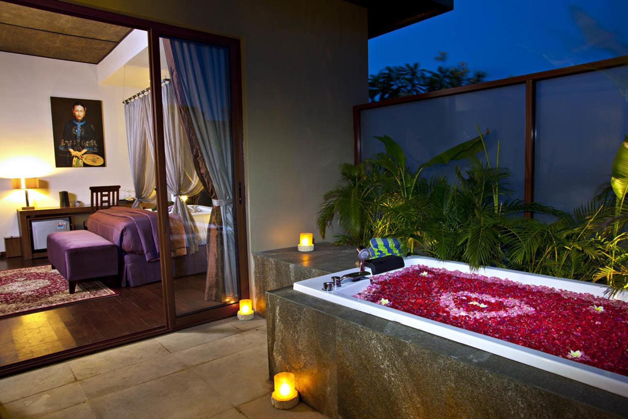 One-Bedroom Suite No Pool Hot Tub