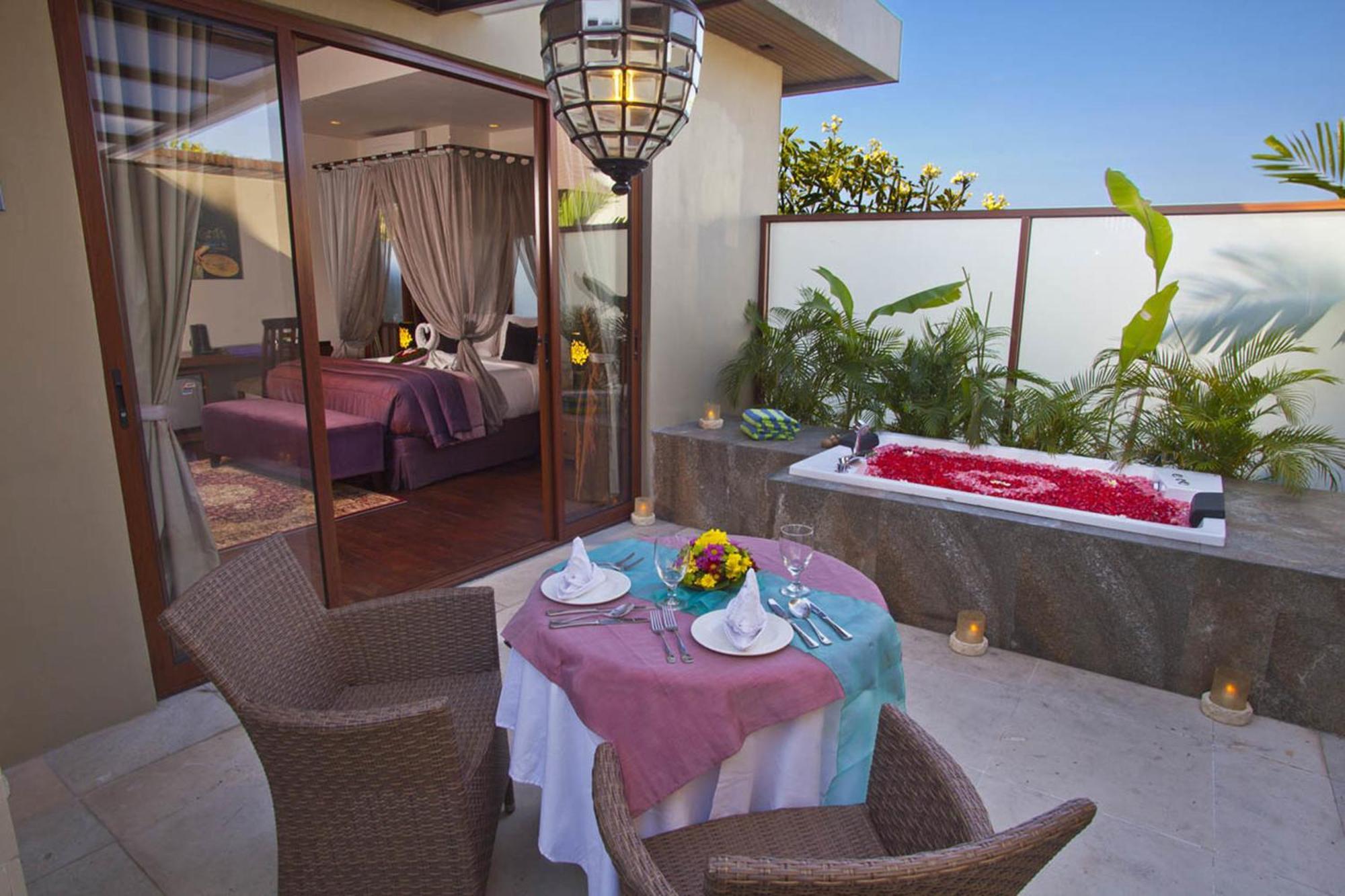 One-Bedroom Suite No Pool Hot Tub
