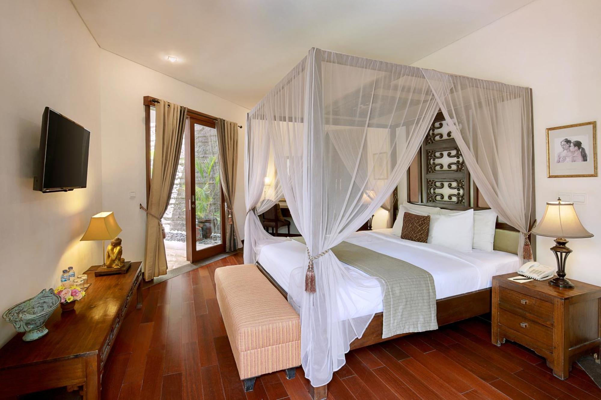 Honeymoon at One-Bedroom Pool Villa