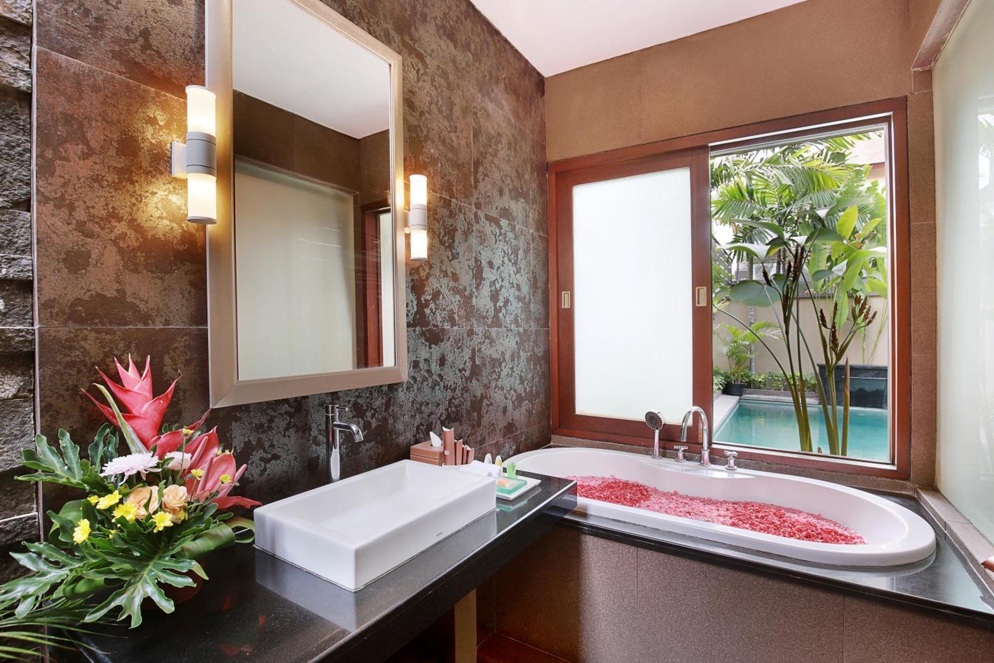 Honeymoon at One-Bedroom Pool Villa
