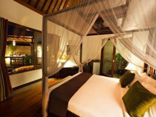 One-Bedroom Suite No Pool Hot Tub