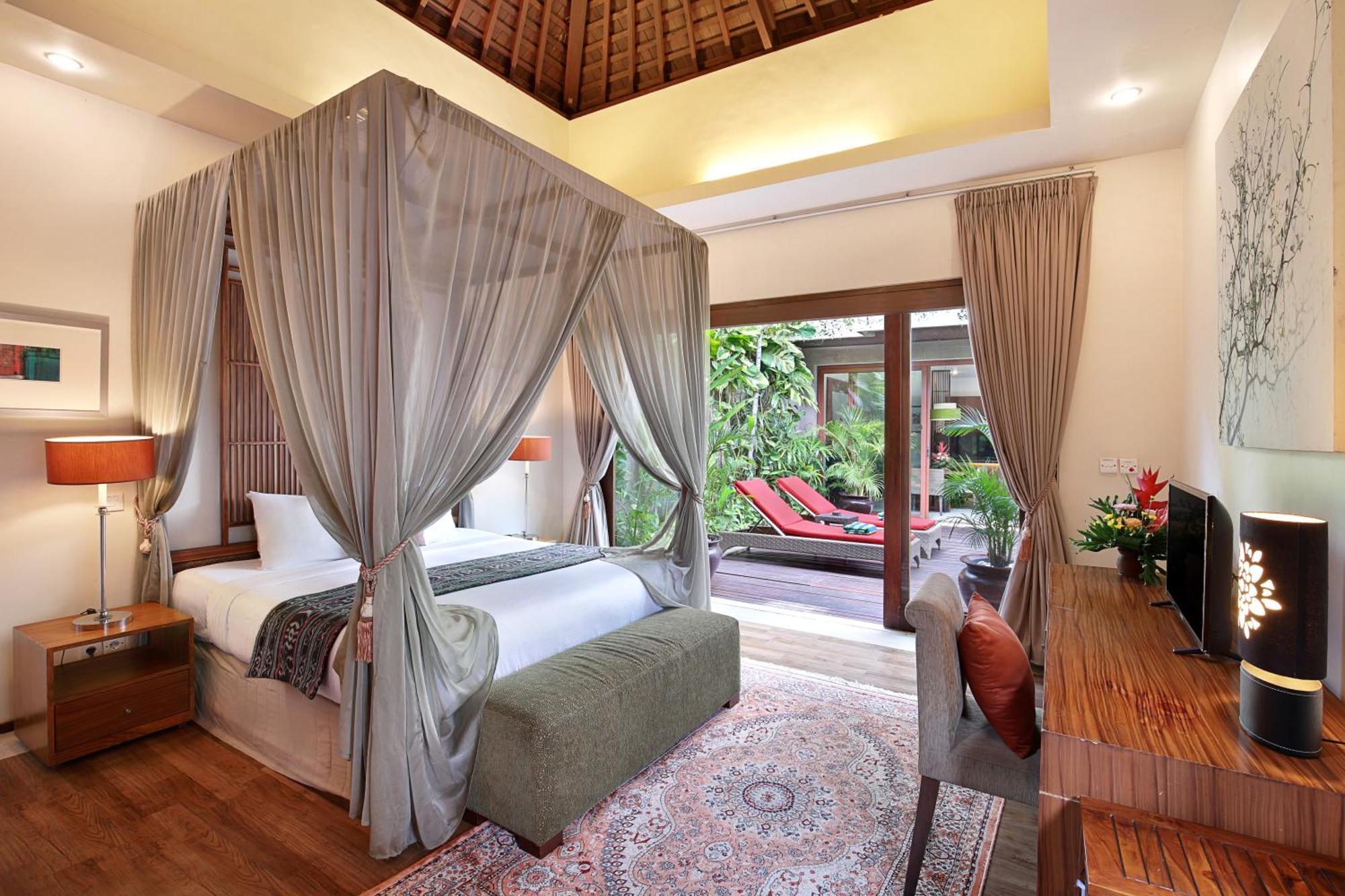 Honeymoon at One-Bedroom Pool Villa