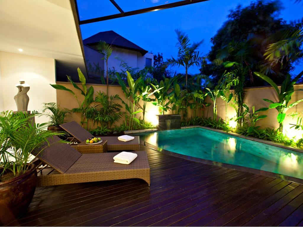 Honeymoon at One-Bedroom Pool Villa