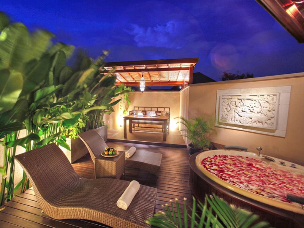 One-Bedroom Suite No Pool Hot Tub